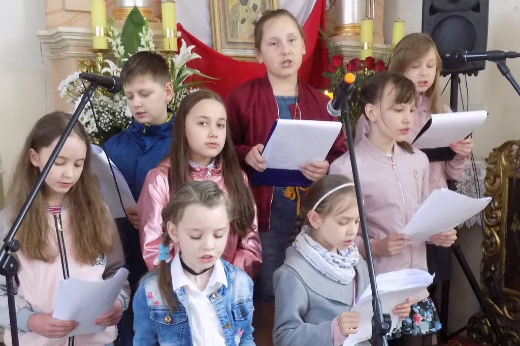 Koncert maryjny w Chełmcach