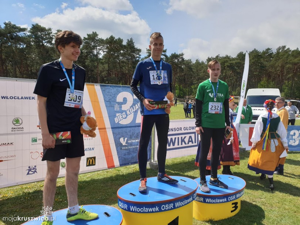 BIEG KUJAWIAKA LIUKS Z MEDALAMI