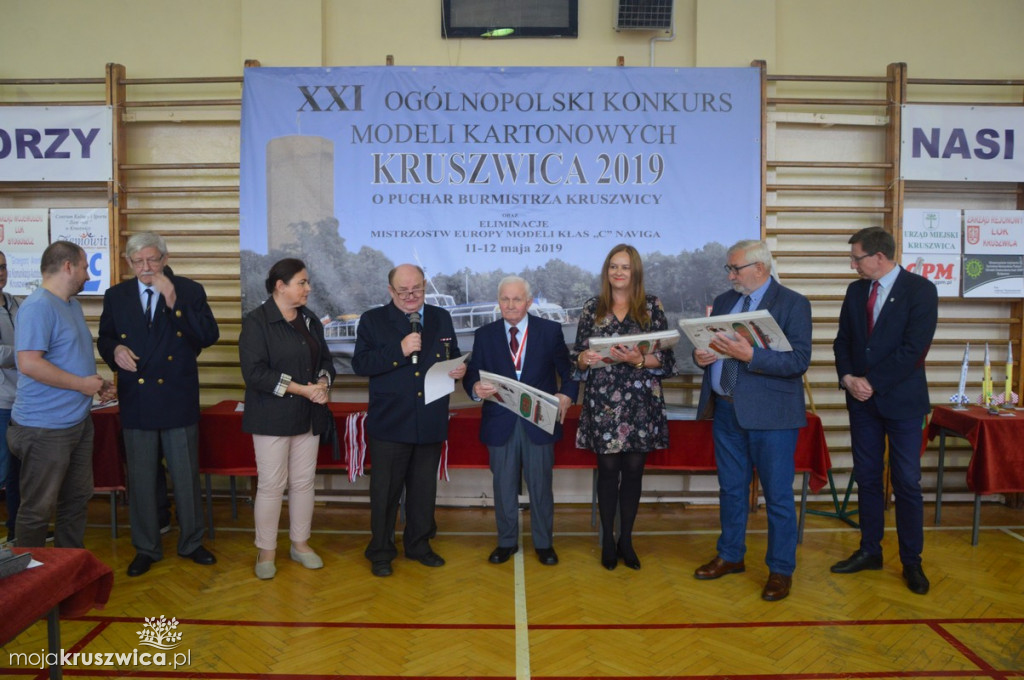Konkurs modeli kartonowych 2019