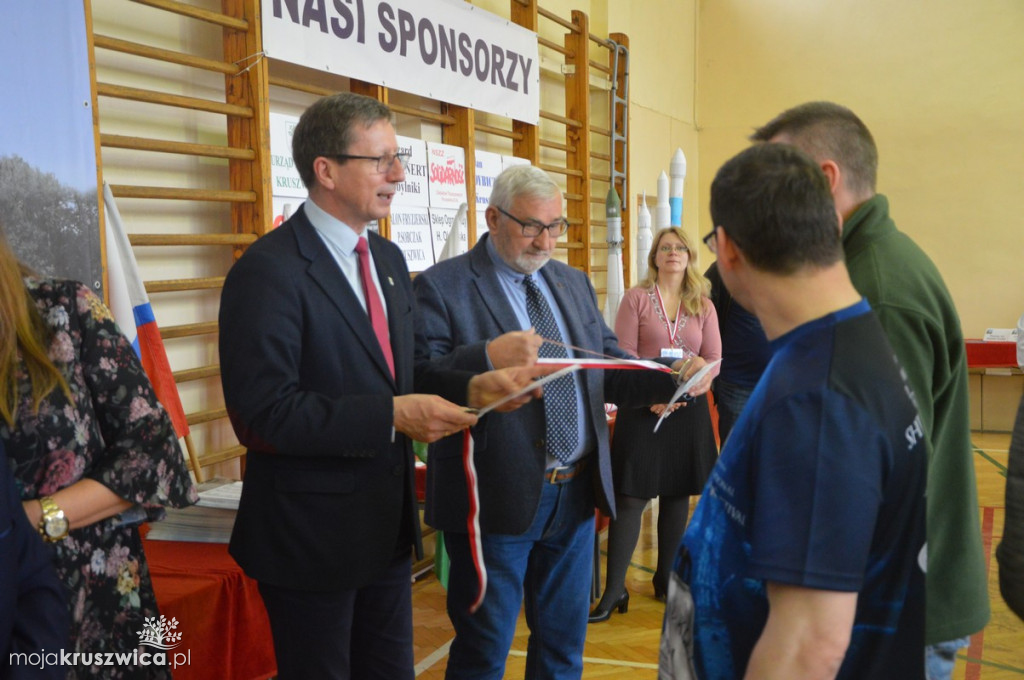 Konkurs modeli kartonowych 2019
