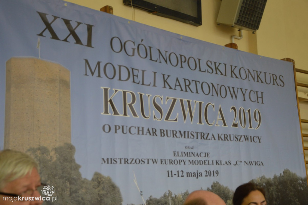 Konkurs modeli kartonowych 2019