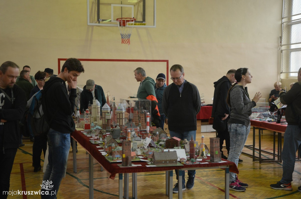 Konkurs modeli kartonowych 2019