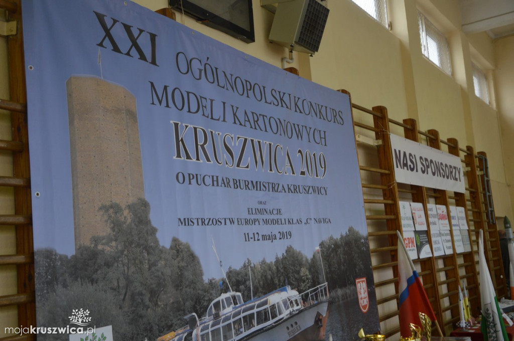 Konkurs modeli kartonowych 2019