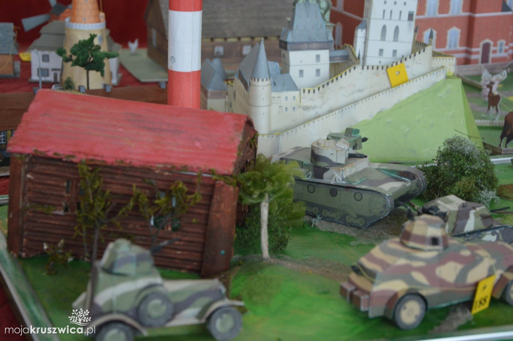Konkurs modeli kartonowych 2019