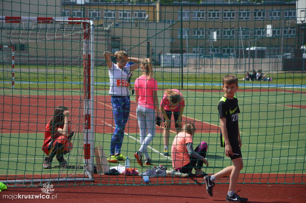 Otwarte Mistrzostwa Kruszwicy dzieci w lekkiej atletyce.