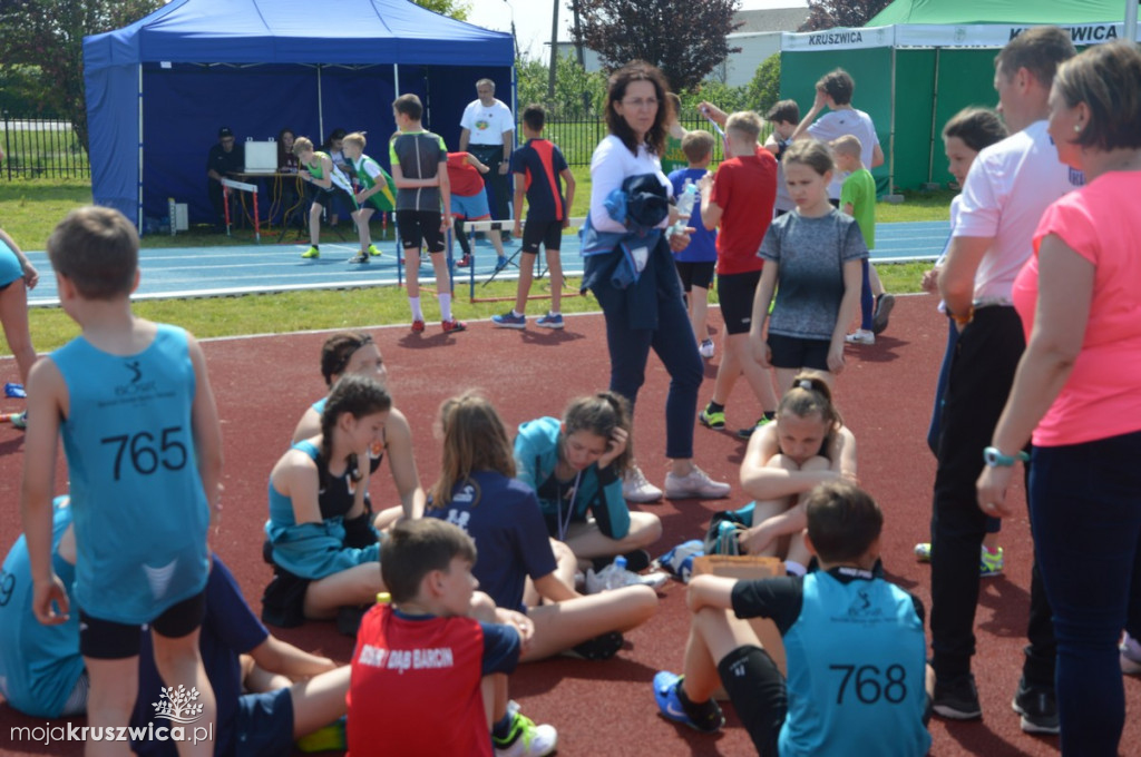 Otwarte Mistrzostwa Kruszwicy dzieci w lekkiej atletyce.