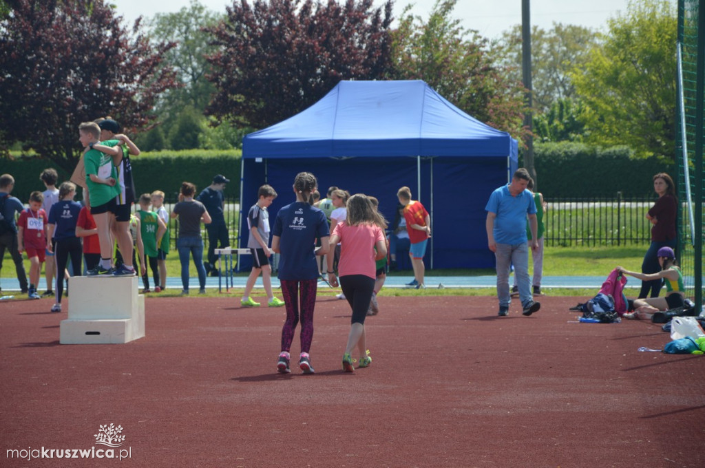 Otwarte Mistrzostwa Kruszwicy dzieci w lekkiej atletyce.