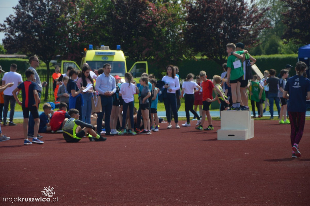 Otwarte Mistrzostwa Kruszwicy dzieci w lekkiej atletyce.