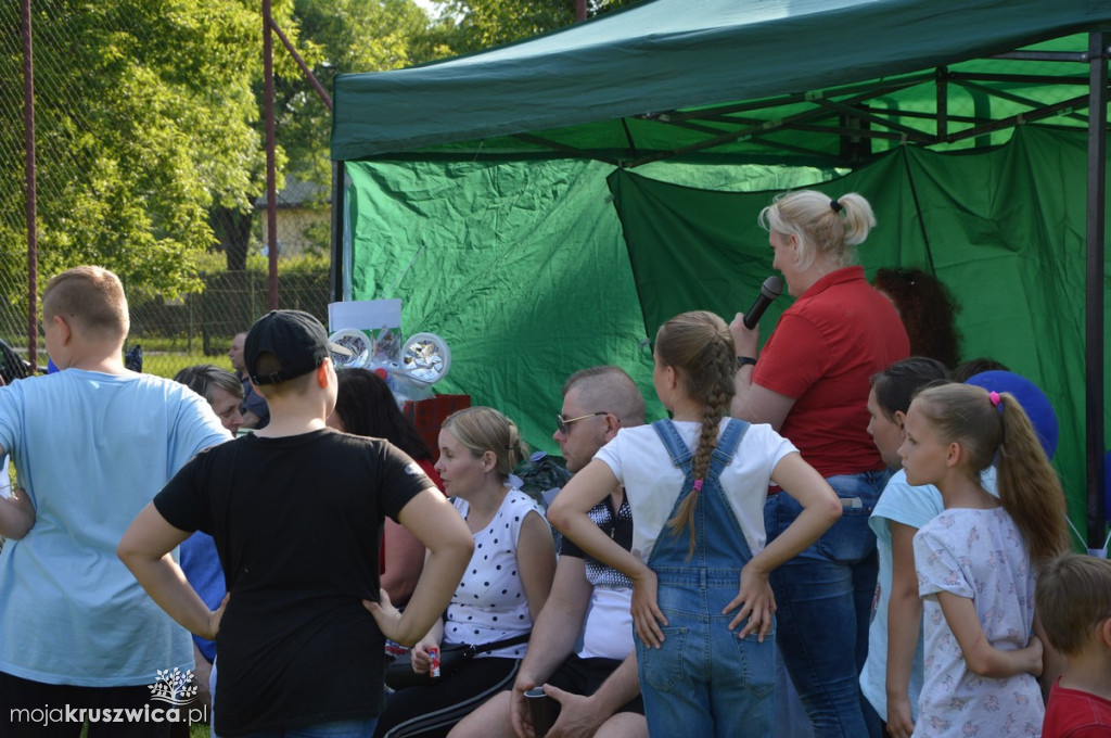 Dzień dziecka przy kruszwickim stadionie