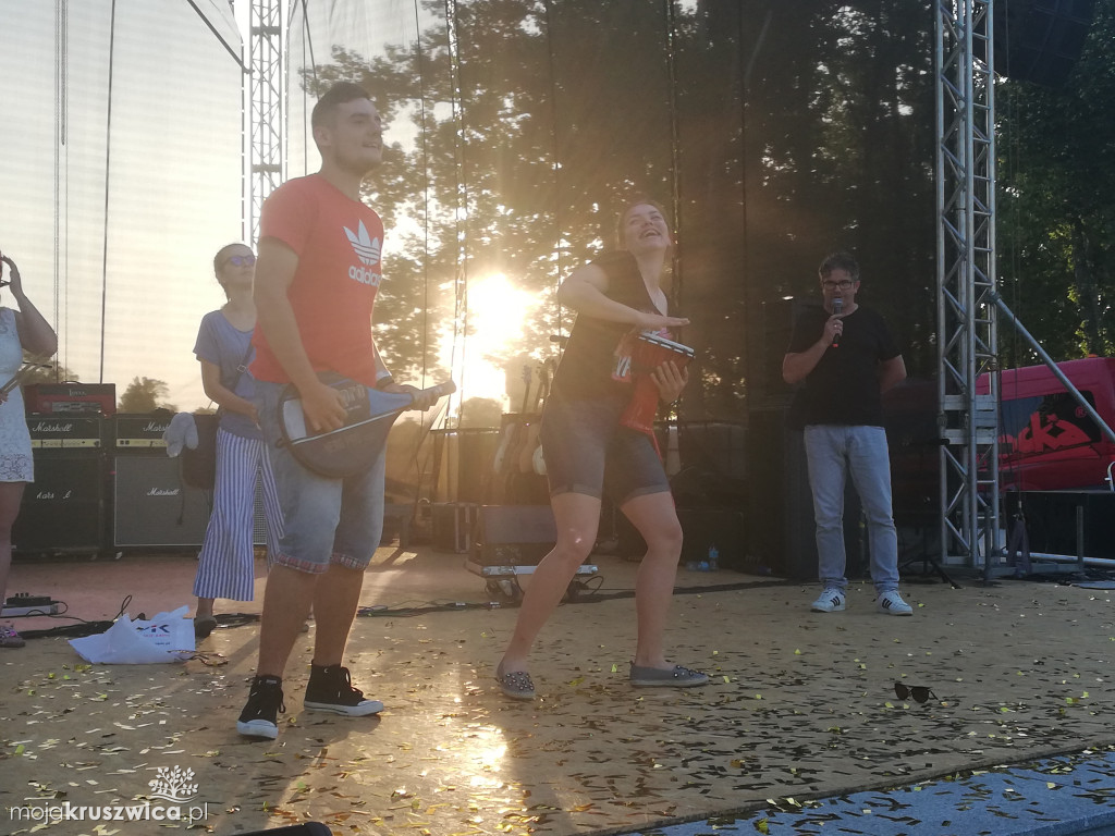 Tabu na scenie!