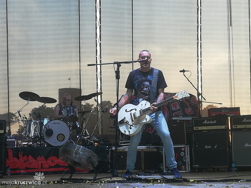 Kobranocka na scenie