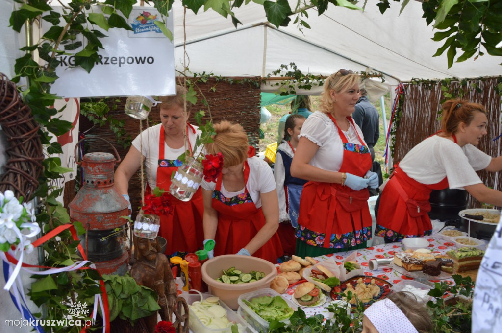 Koła Gospodyń Wiejskich w Kruszwicy częstują każdego!