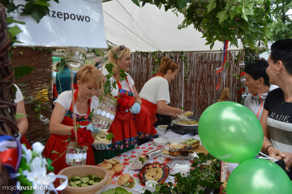 Koła Gospodyń Wiejskich w Kruszwicy częstują każdego!