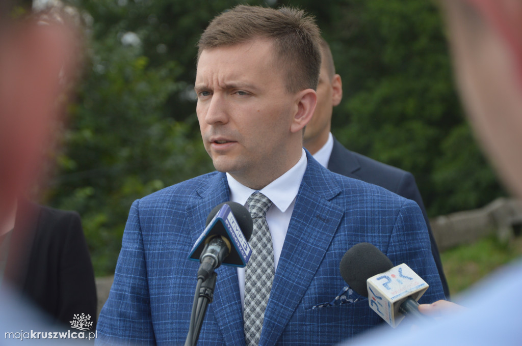 Konferencja prasowa w Kobylnikach