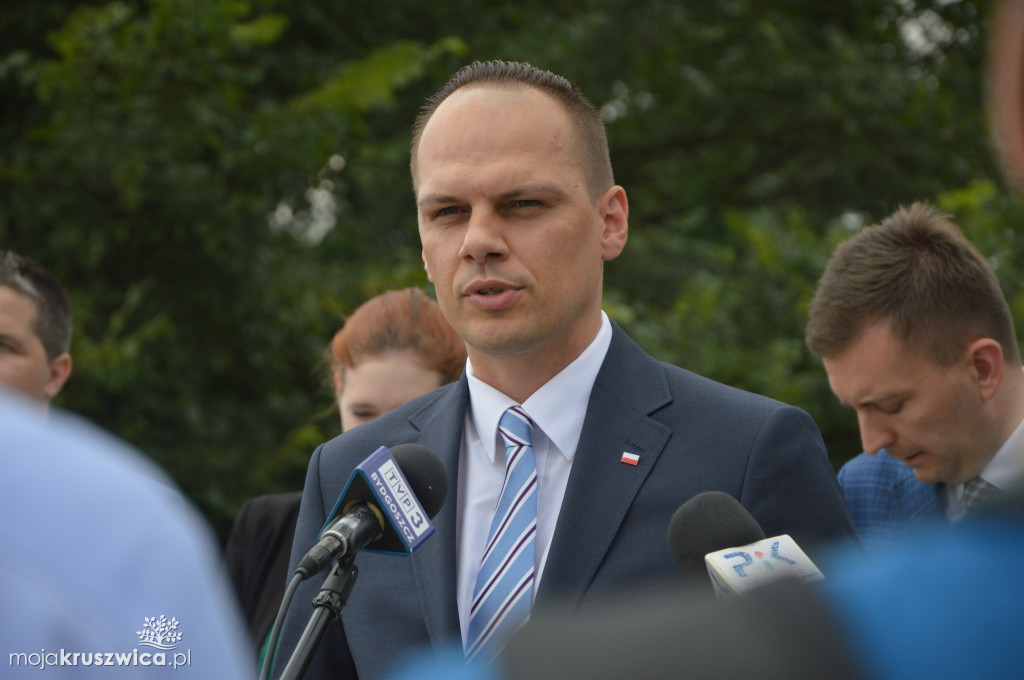 Konferencja prasowa w Kobylnikach