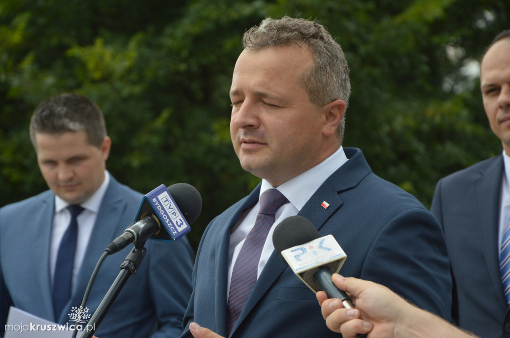 Konferencja prasowa w Kobylnikach