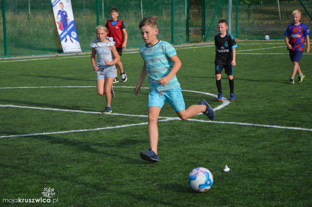 Football Academy Kruszwica w Chełmcach