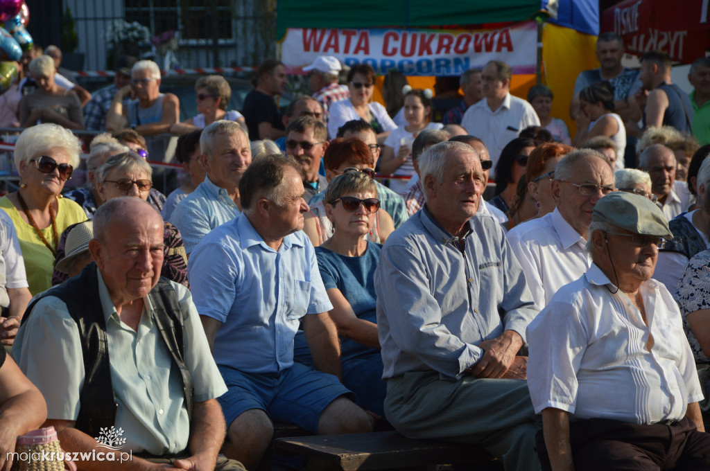 Uroczyste otwarcie i pyszny tort dla solenizantów