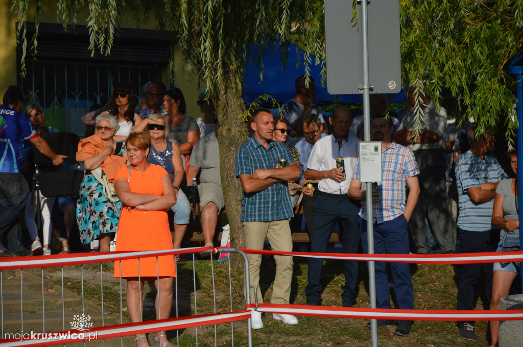 Uroczyste otwarcie i pyszny tort dla solenizantów