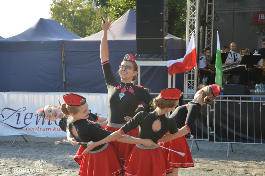 Genialny występ mażoretek z Sompolna i OSP