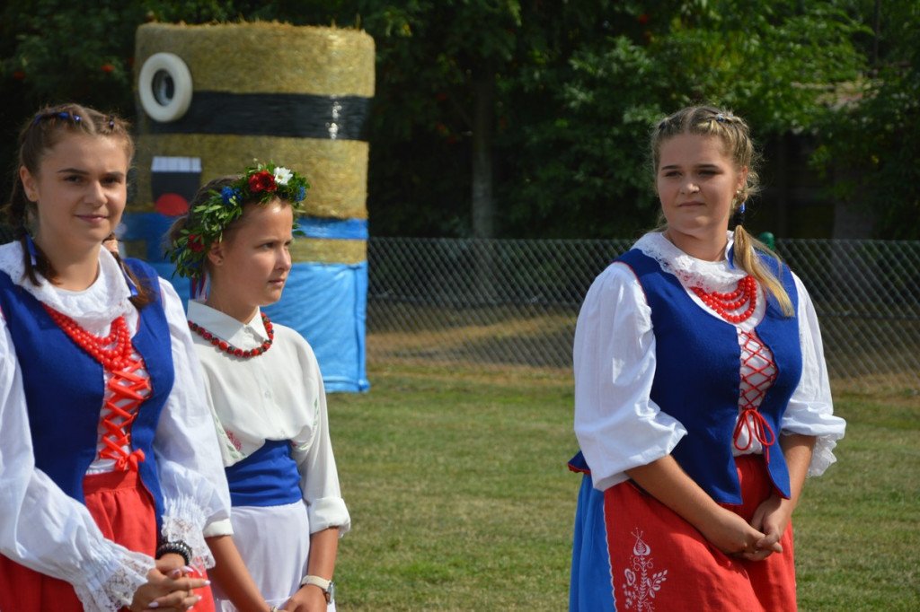 Ceremoniał dożynkowy w Polanowicach