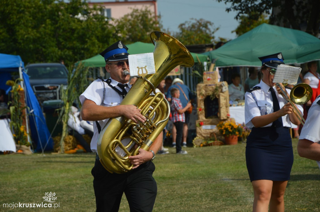 Ceremoniał dożynkowy w Polanowicach