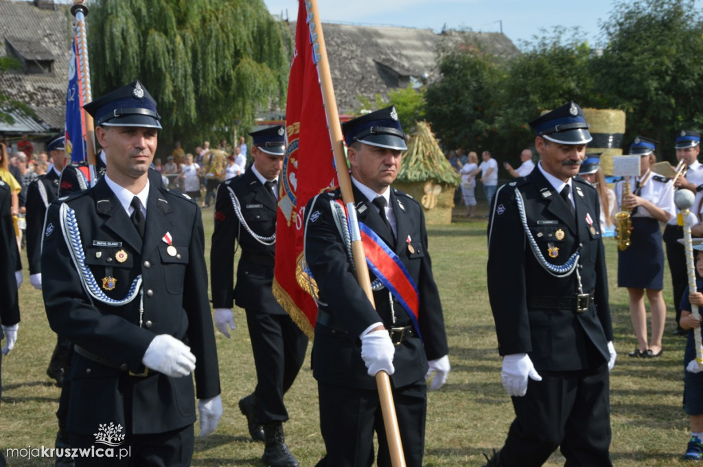 Ceremoniał dożynkowy w Polanowicach