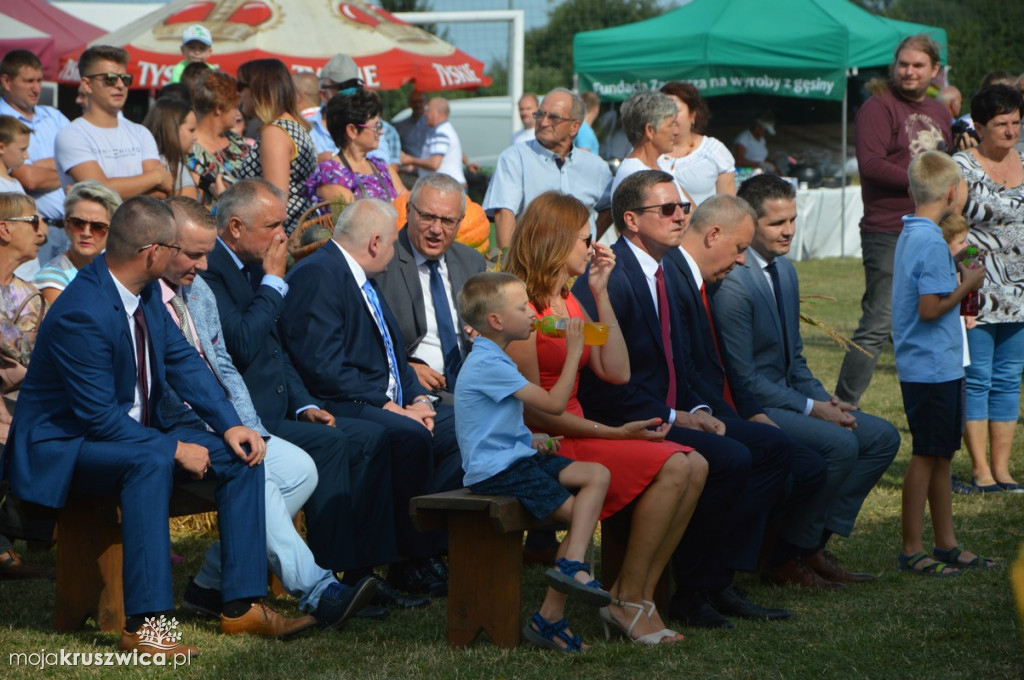 Ceremoniał dożynkowy w Polanowicach