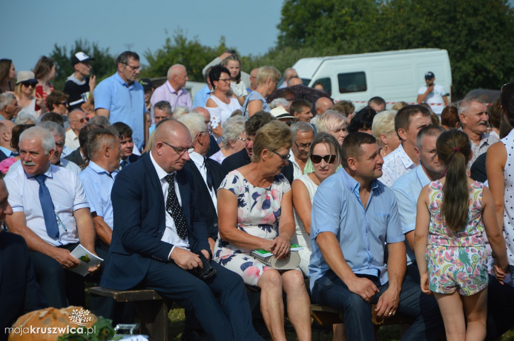 Ceremoniał dożynkowy w Polanowicach