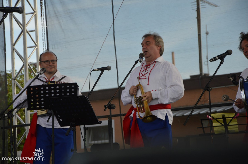Poturba i Cynamony na scenie
