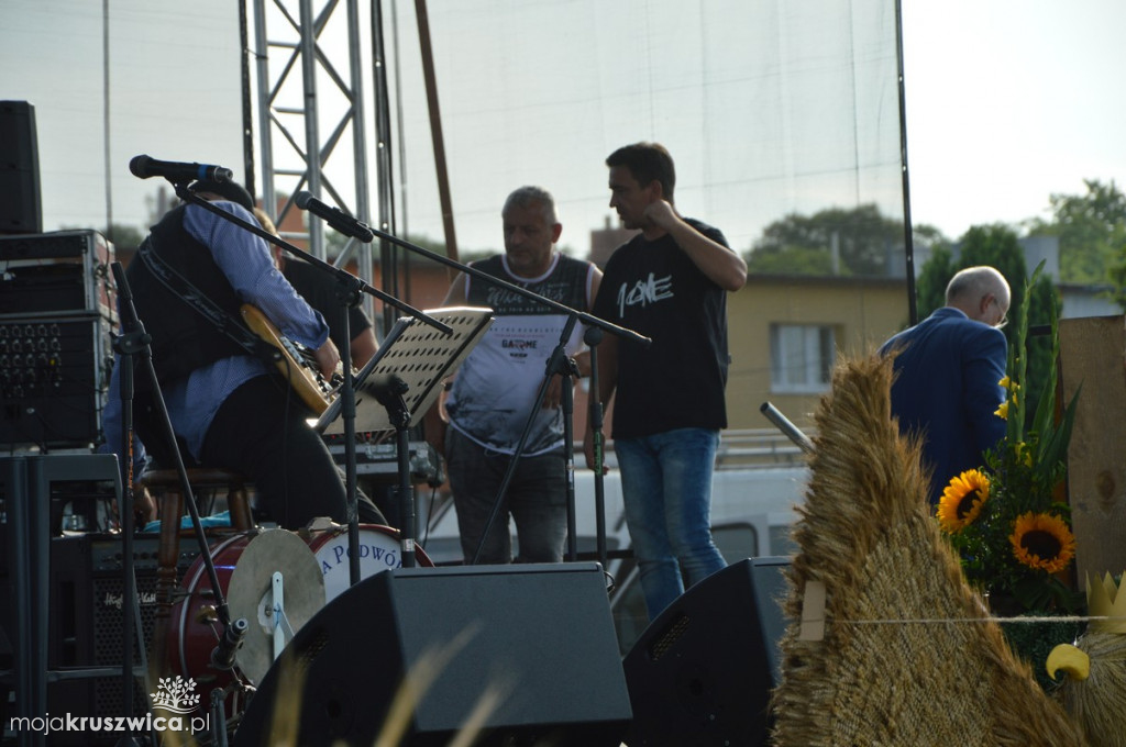 Poturba i Cynamony na scenie