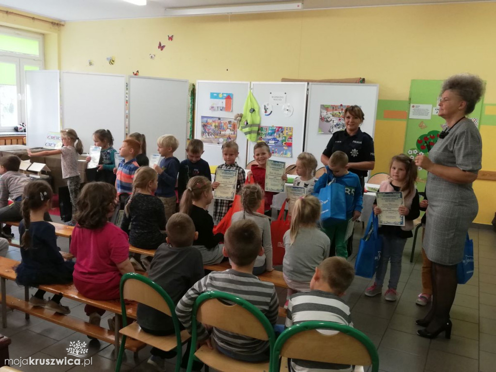Policjantka z Kruszwicy edukuje dzieci