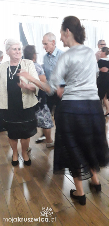 Zabawa seniorów w Chełmcach