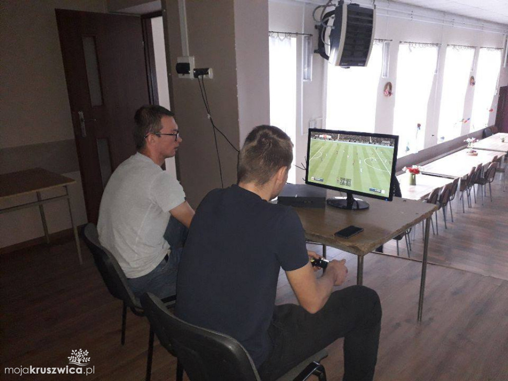 Turniej FIFA 20 w Chełmcach
