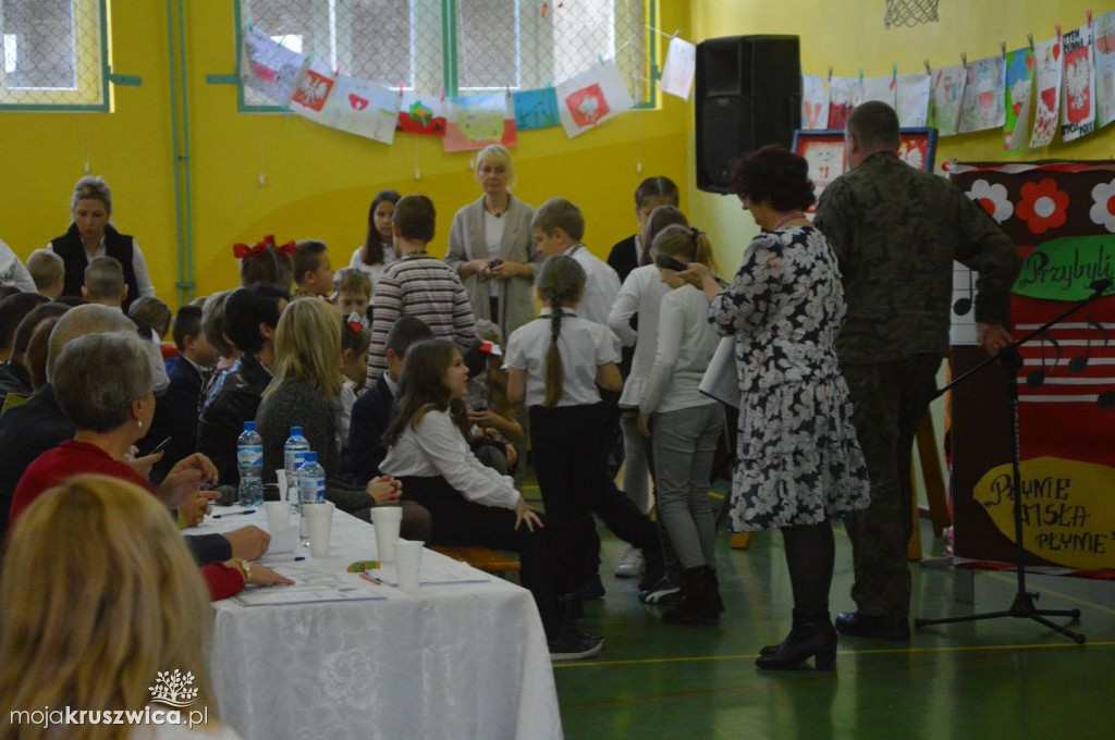 Konkurs piosenki żołnierskiej w SP nr 1
