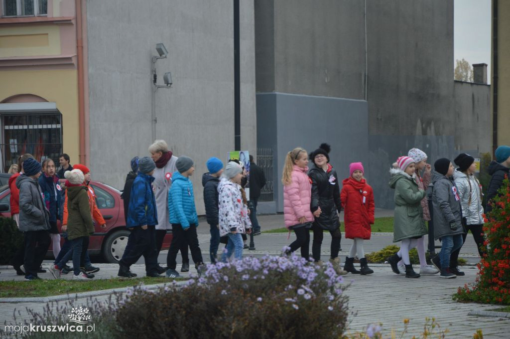 Wspólne śpiewanie Hymnu na Rynku