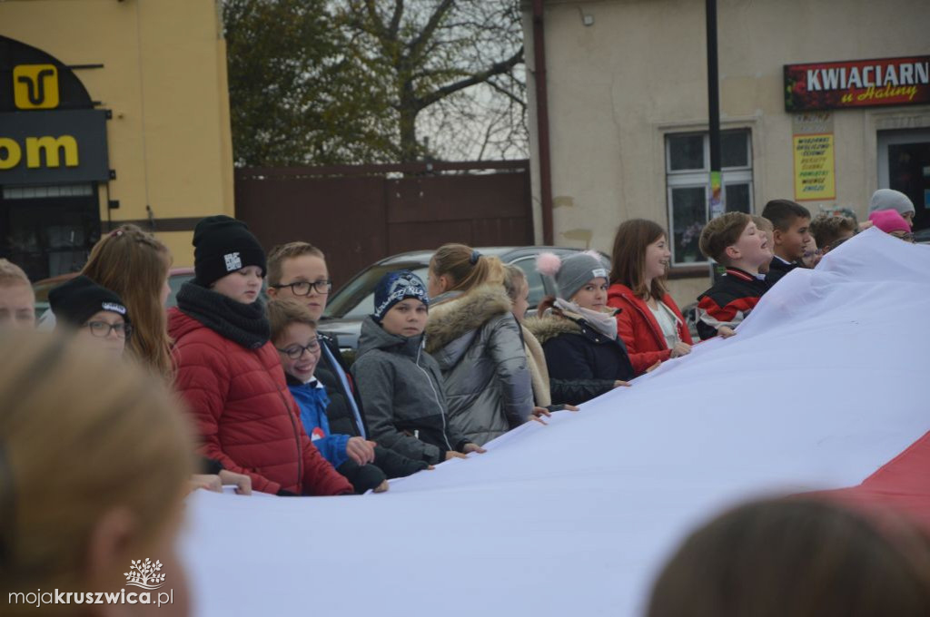 Wspólne śpiewanie Hymnu na Rynku