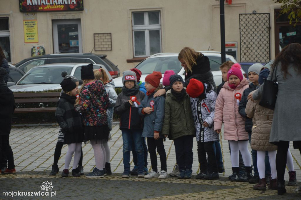 Wspólne śpiewanie Hymnu na Rynku
