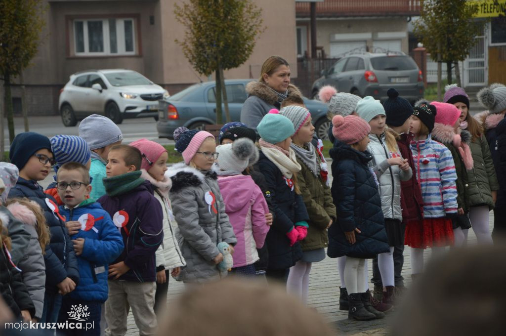 Wspólne śpiewanie Hymnu na Rynku