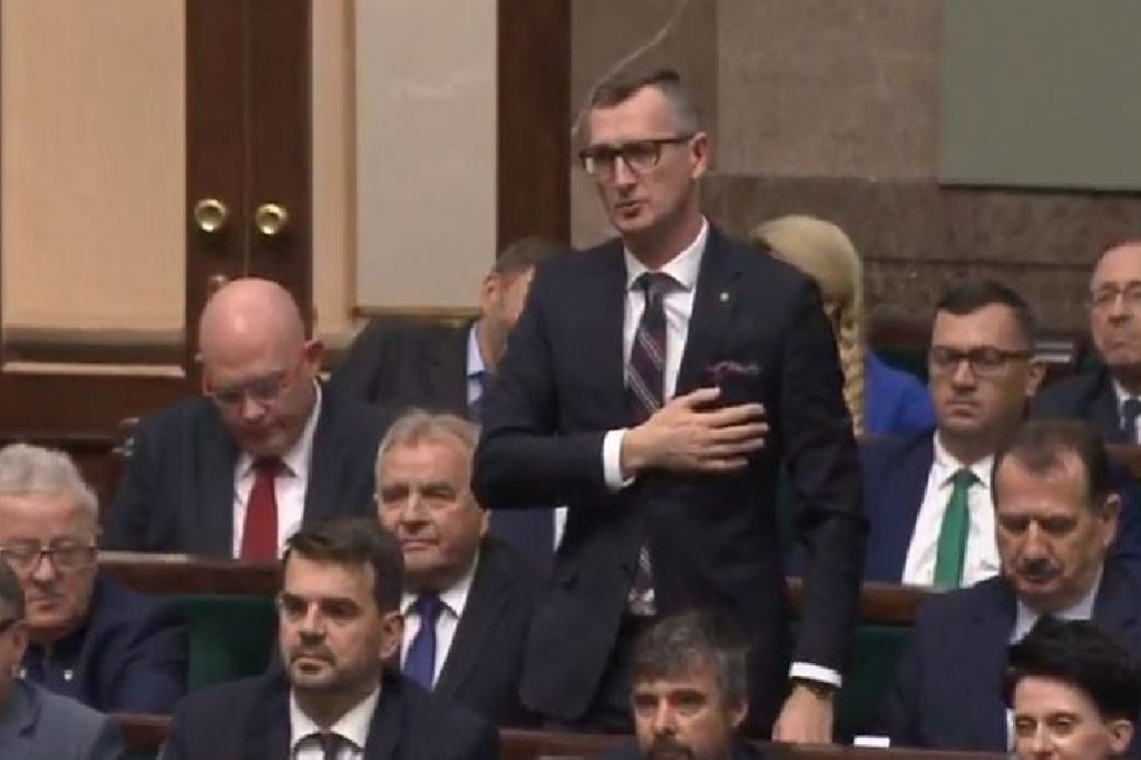 Posłowie złożyli ślubowanie