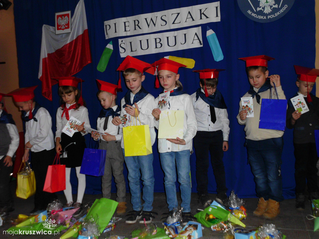 Rusinowo: Pasowanie na ucznia