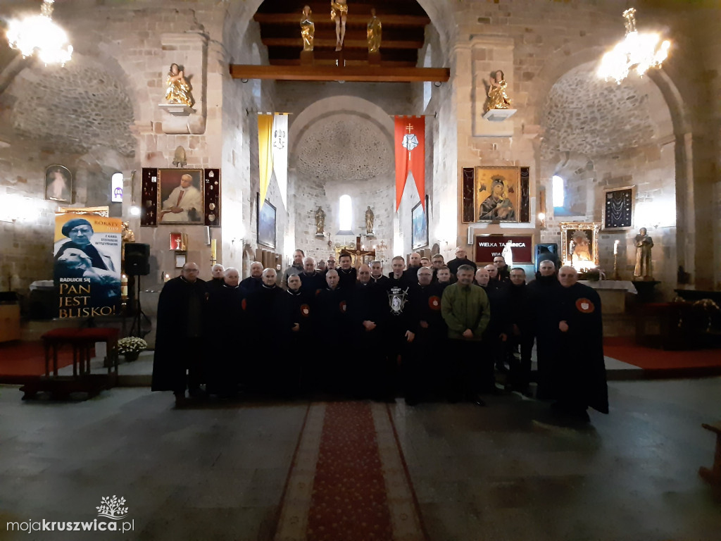 Różaniec święty ulicami miasta