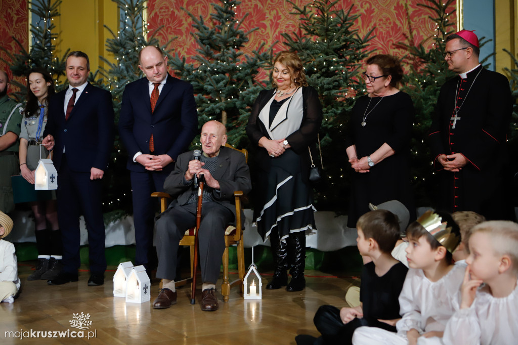 Spotkanie opłatkowe w dworze Artusa