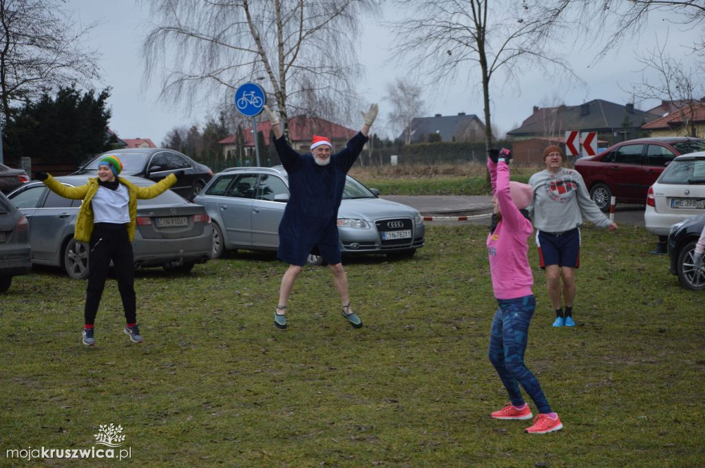 Świąteczne morsowanie w Gople
