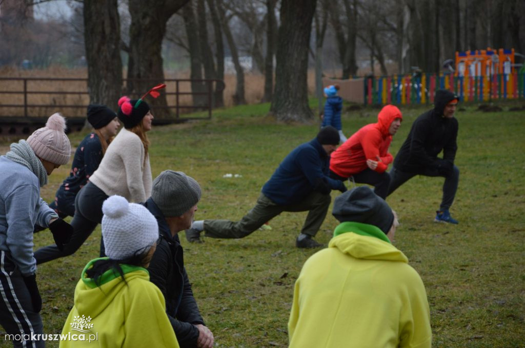 Świąteczne morsowanie w Gople