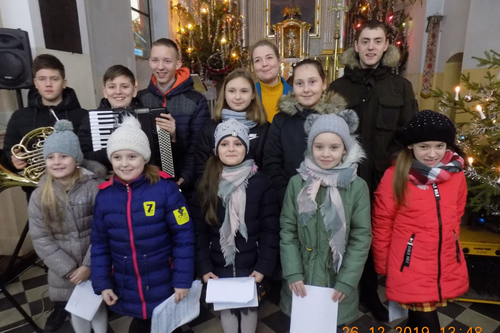 Kolędowanie w Chełmcach