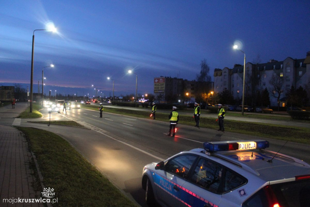 Skontrolowano kierujących na drogach