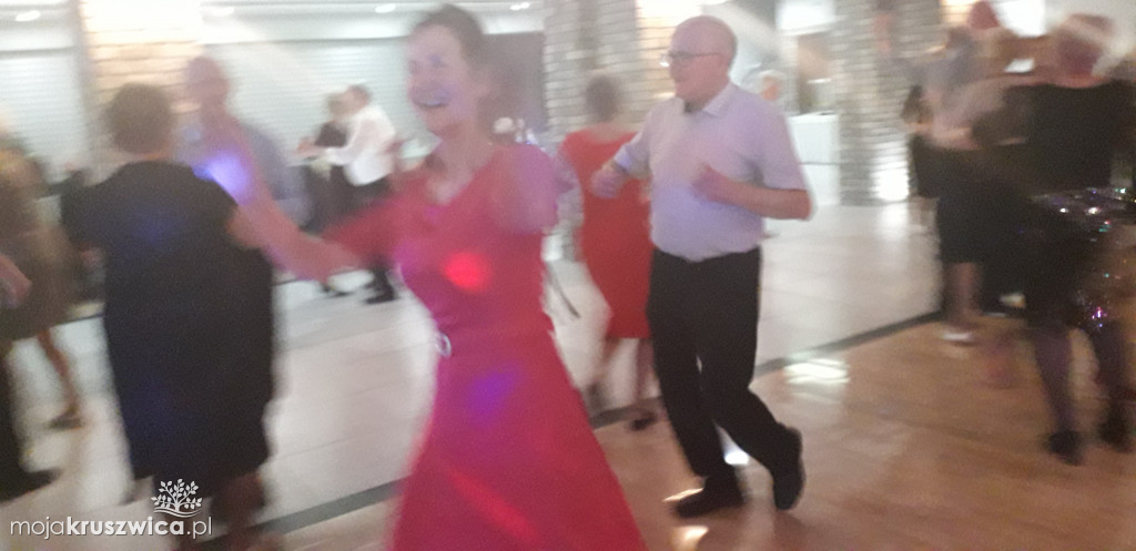 Zabawa seniorów w Zajeździe u Piasta Kołodzieja