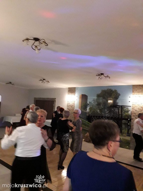 Zabawa seniorów w Zajeździe u Piasta Kołodzieja