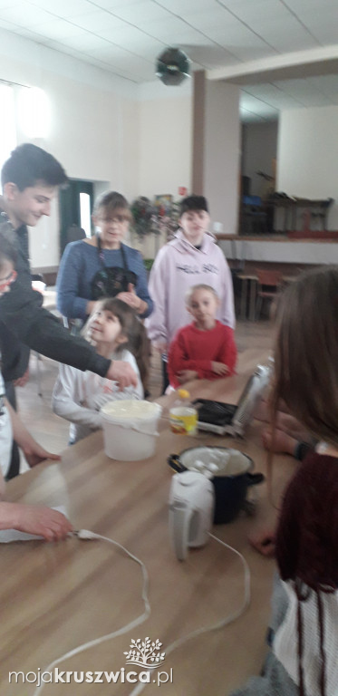 Zajęcia w świetlicy w Chełmcach